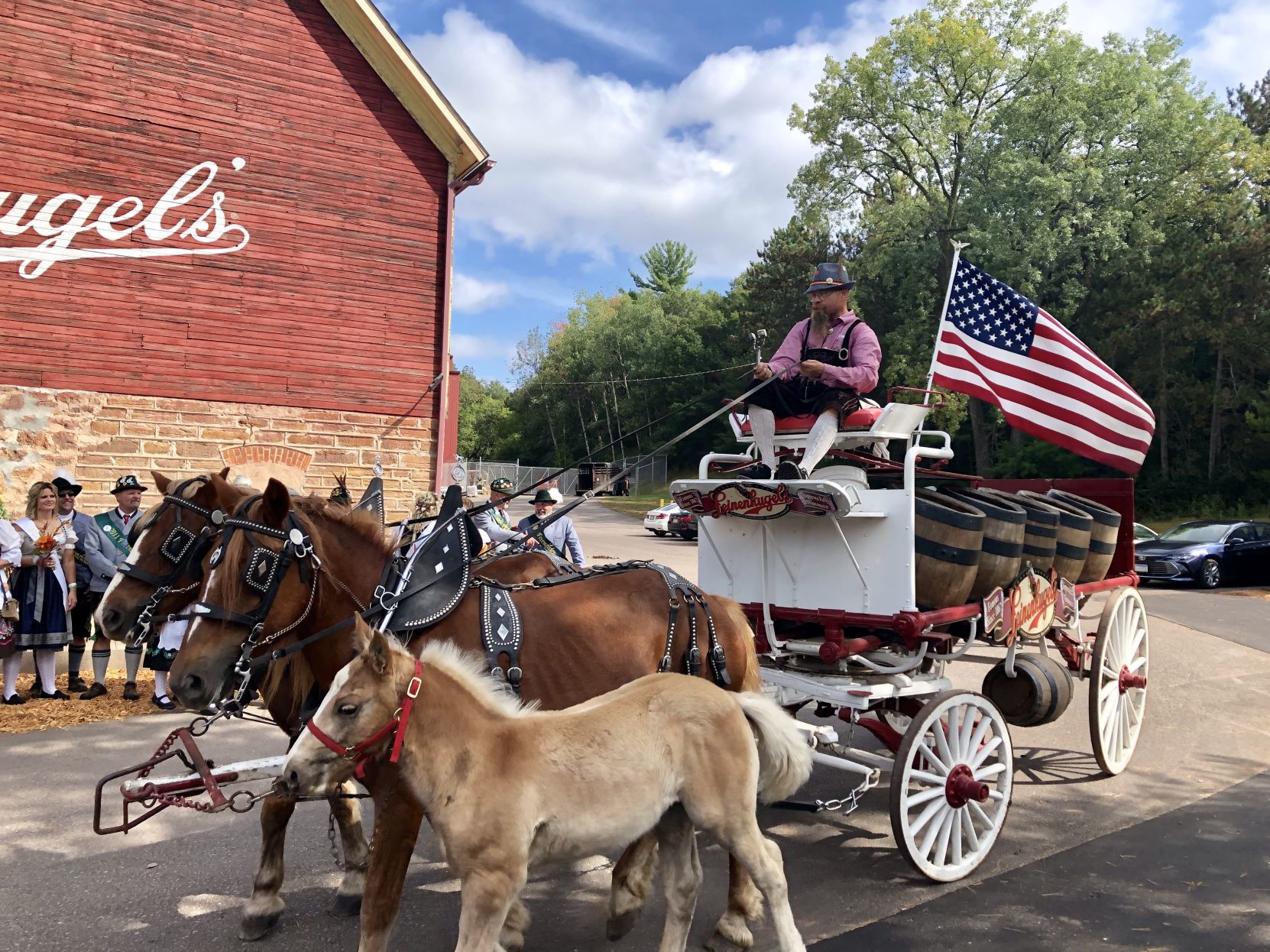Oktoberfest 2019 royalty announcement and golden keg procession
